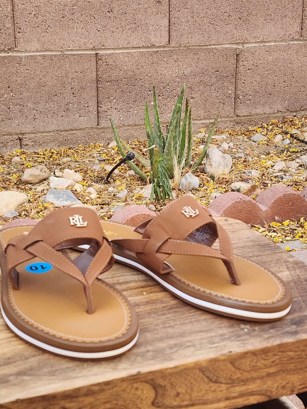 Lauren Ralph Lauren Women's Rosalind Tan Thong Sandals Size 10 - Picture 7 of 8